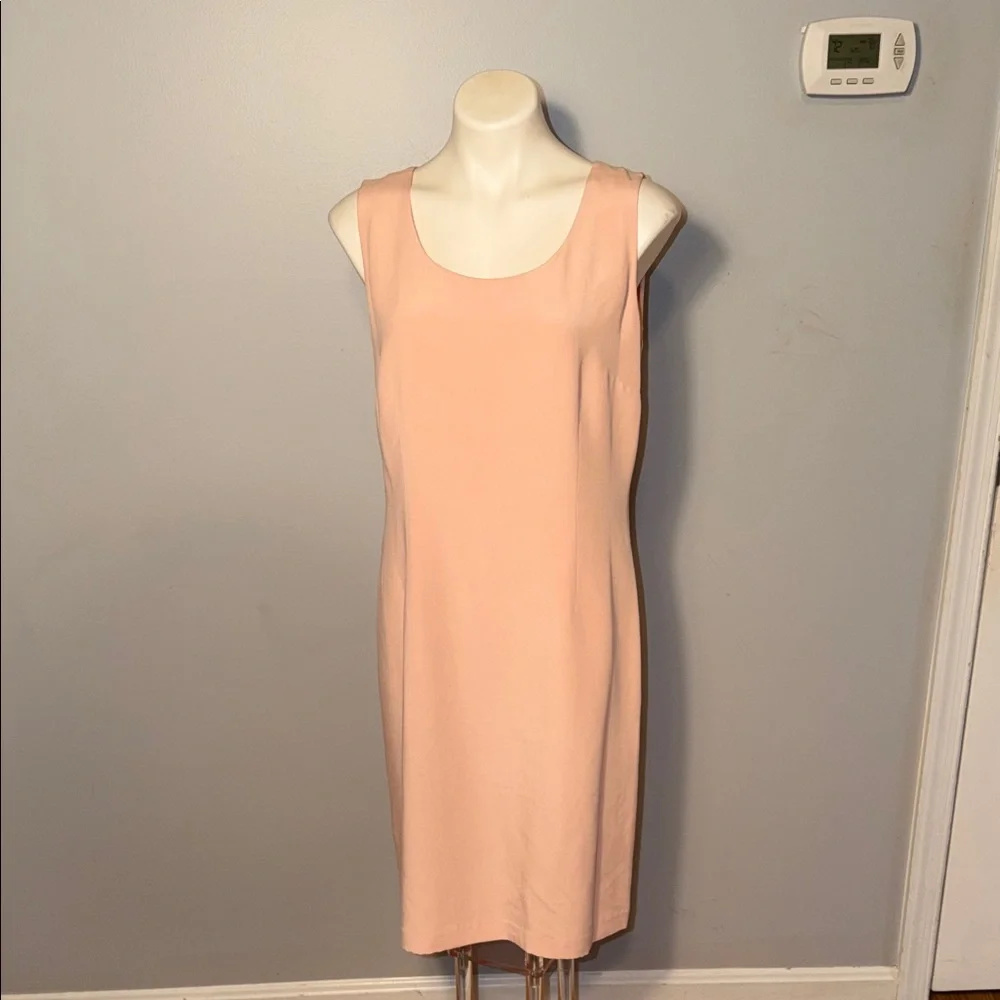 ladies shift dress size 14 Bloomingdale’s Ladies 100% Silk Shell Blush Pink Shift Dress. Size 14